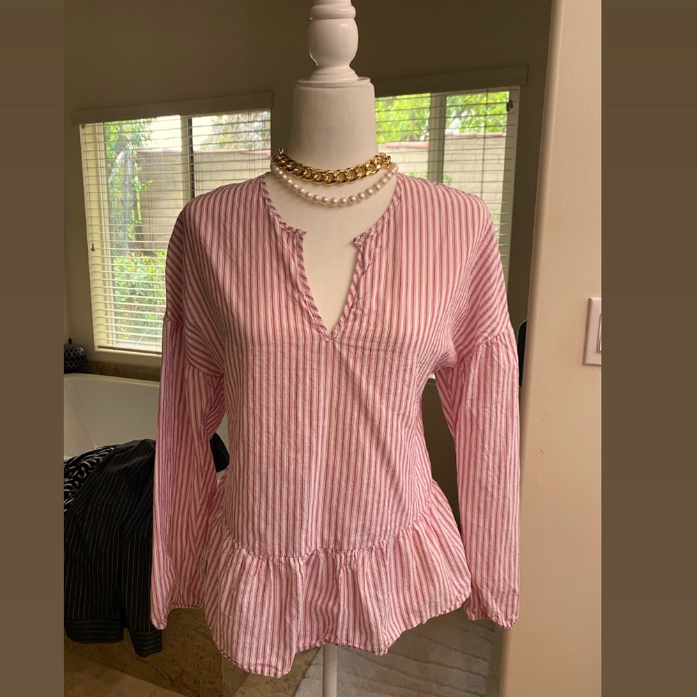 S O L D S O L D. sleeves blouse.bcbg